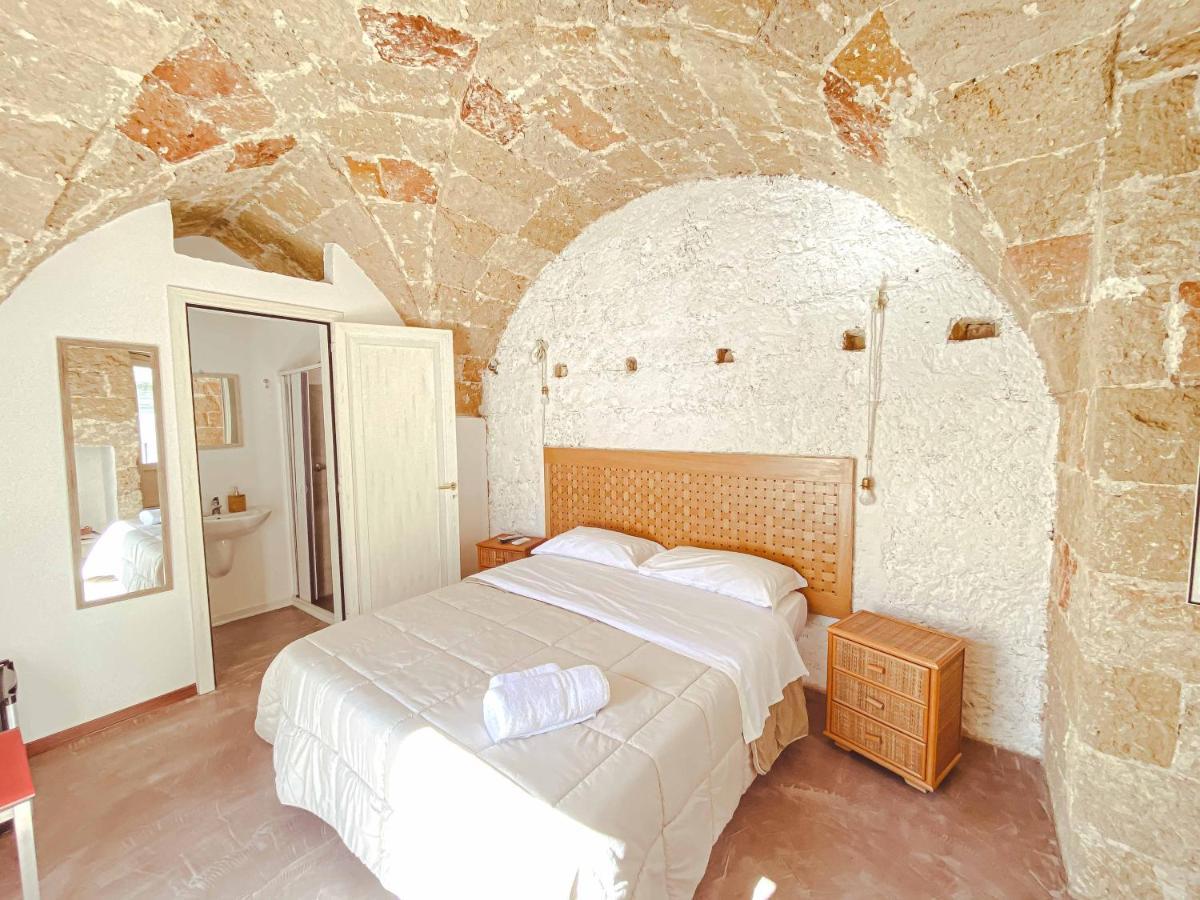 Albergo Diffuso Cortellenica Ugento Exterior foto